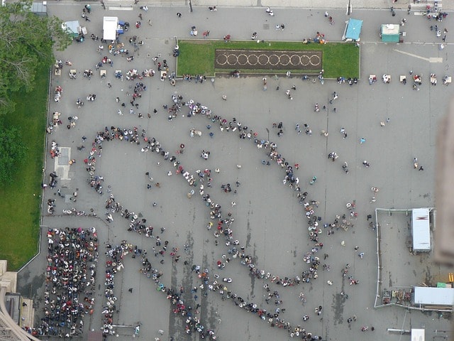 eiffel tower, waiting line, to visit, in front of the eiffel tower, person, crowd, trocadero, heritage, capital city, city, paris, france, europe, group, people queuing, queue to visit, tour of the tower, wait, waiting in single file, guide, tourism, travel, women, men, tourist, tourists, tourist town, waiting line, waiting line, waiting line, waiting line, waiting line, people queuing